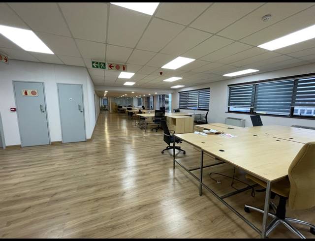800M² OFFICE TO LET IN RIVONIA